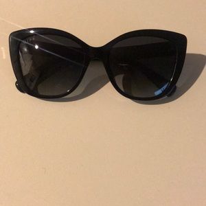 DIFF Ruby Sunglasses